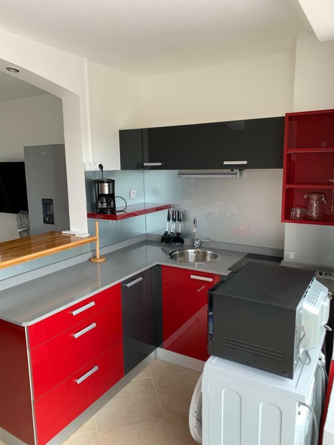 Studio ds résidence sécurisée avec vue&accès à la mer . Le Moule Exterior foto